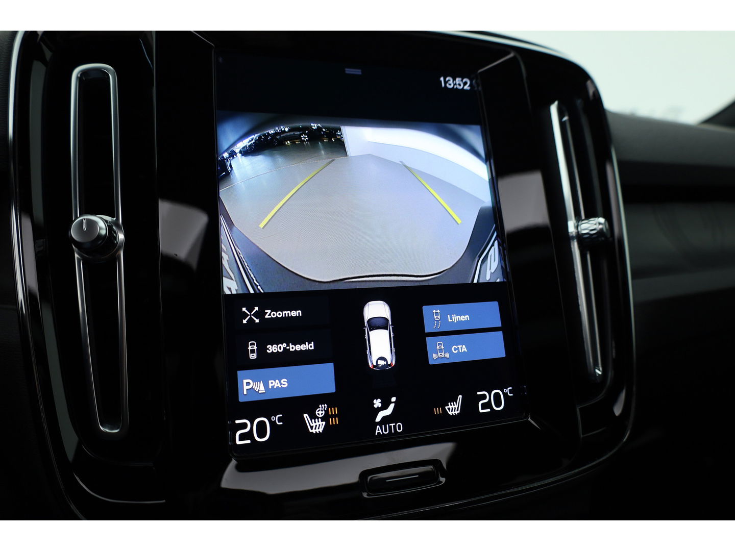 Volvo XC40 1.5 T5 Plug-in hybrid Ultimate Dark | SOH 91.1% | Pano | Harman Kardon | Adapt. Cruise | 360cam | Keyless | Stoel- Stuurverw