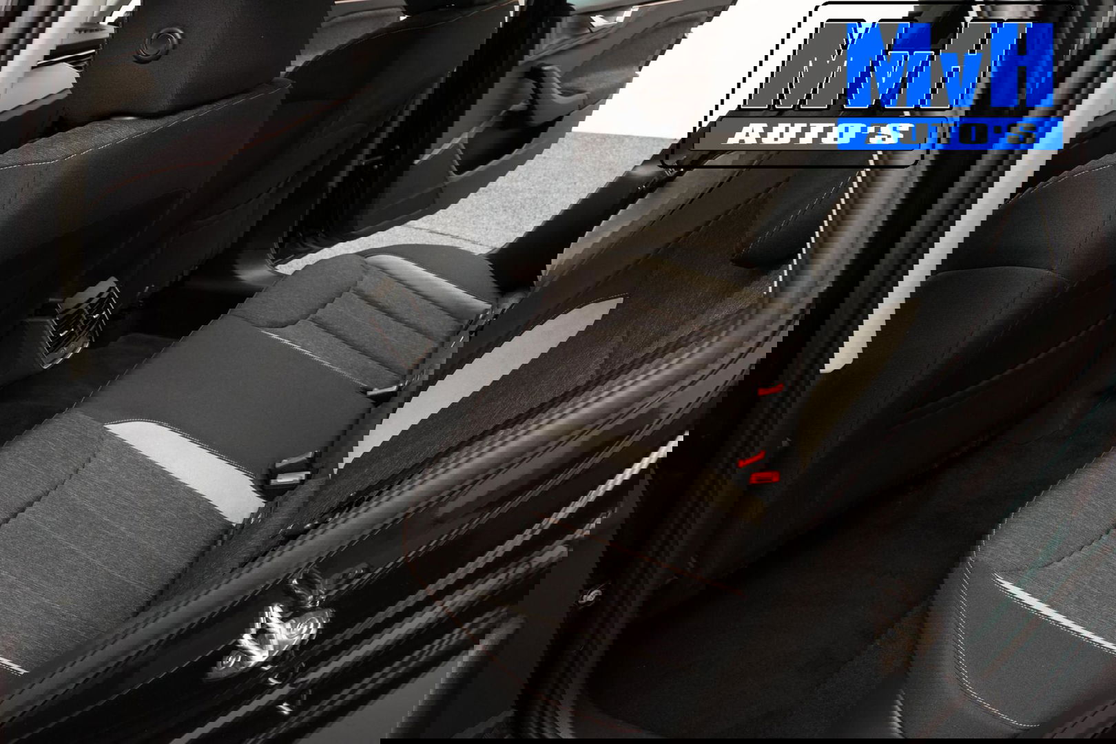 Škoda Kamiq 1.0 TSI Business Edition|VIRTUAL|STOELVERW|TREKH