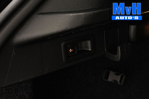 Škoda Kamiq 1.0 TSI Business Edition|VIRTUAL|STOELVERW|TREKH