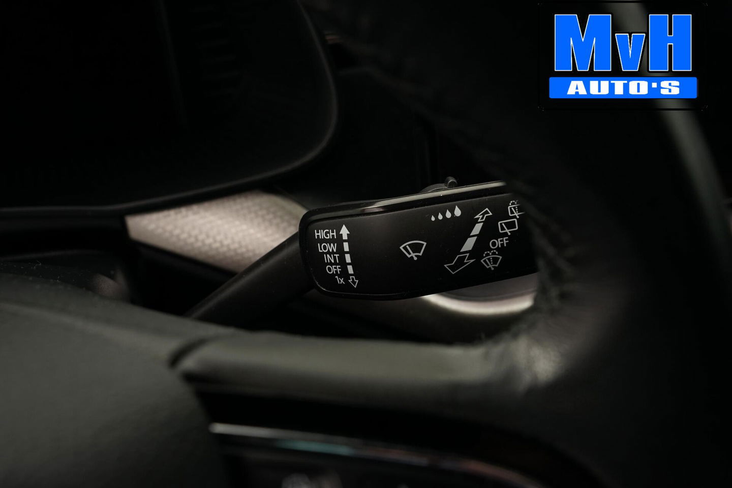 Škoda Kamiq 1.0 TSI Business Edition|VIRTUAL|STOELVERW|TREKH