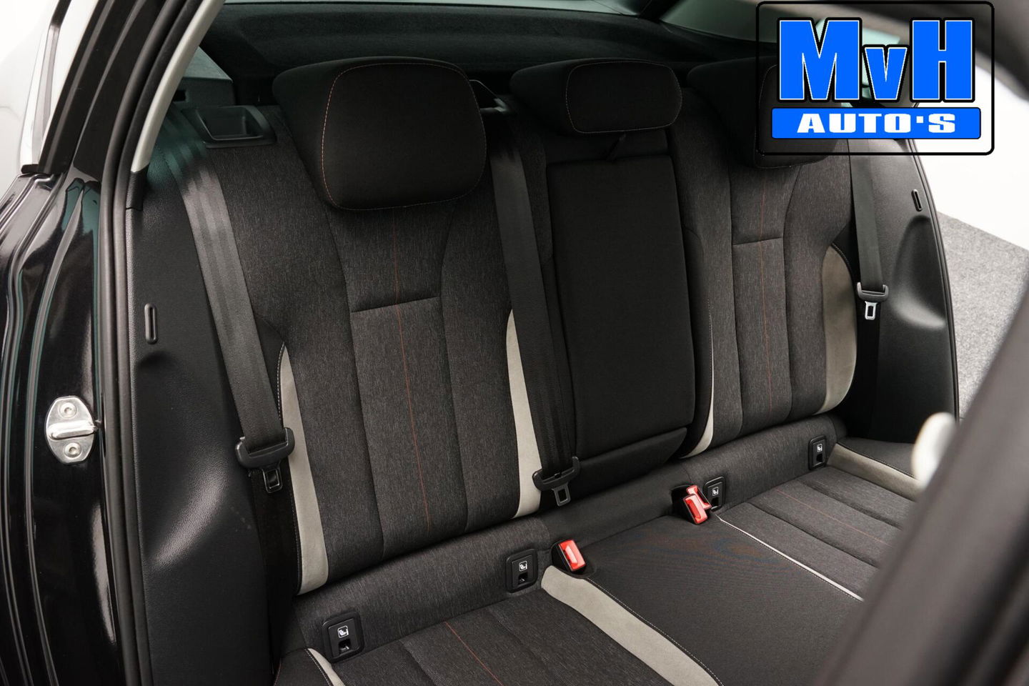 Škoda Kamiq 1.0 TSI Business Edition|VIRTUAL|STOELVERW|TREKH