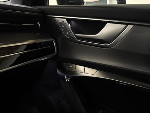 Audi A6 Avant 55 TFSIe Quattro Competition S-Line Pano Leer 360° Trekh.