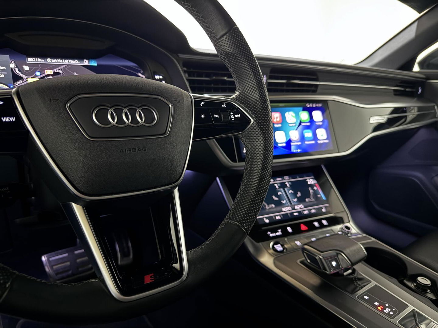 Audi A6 Avant 55 TFSIe Quattro Competition S-Line Pano Leer 360° Trekh.