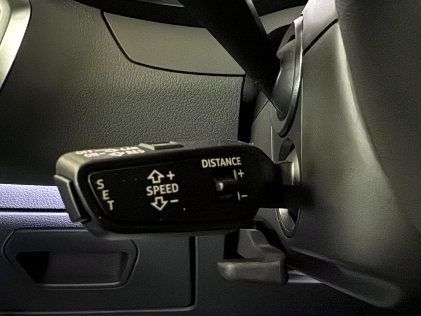 Audi A6 Avant 55 TFSIe Quattro Competition S-Line Pano Leer 360° Trekh.