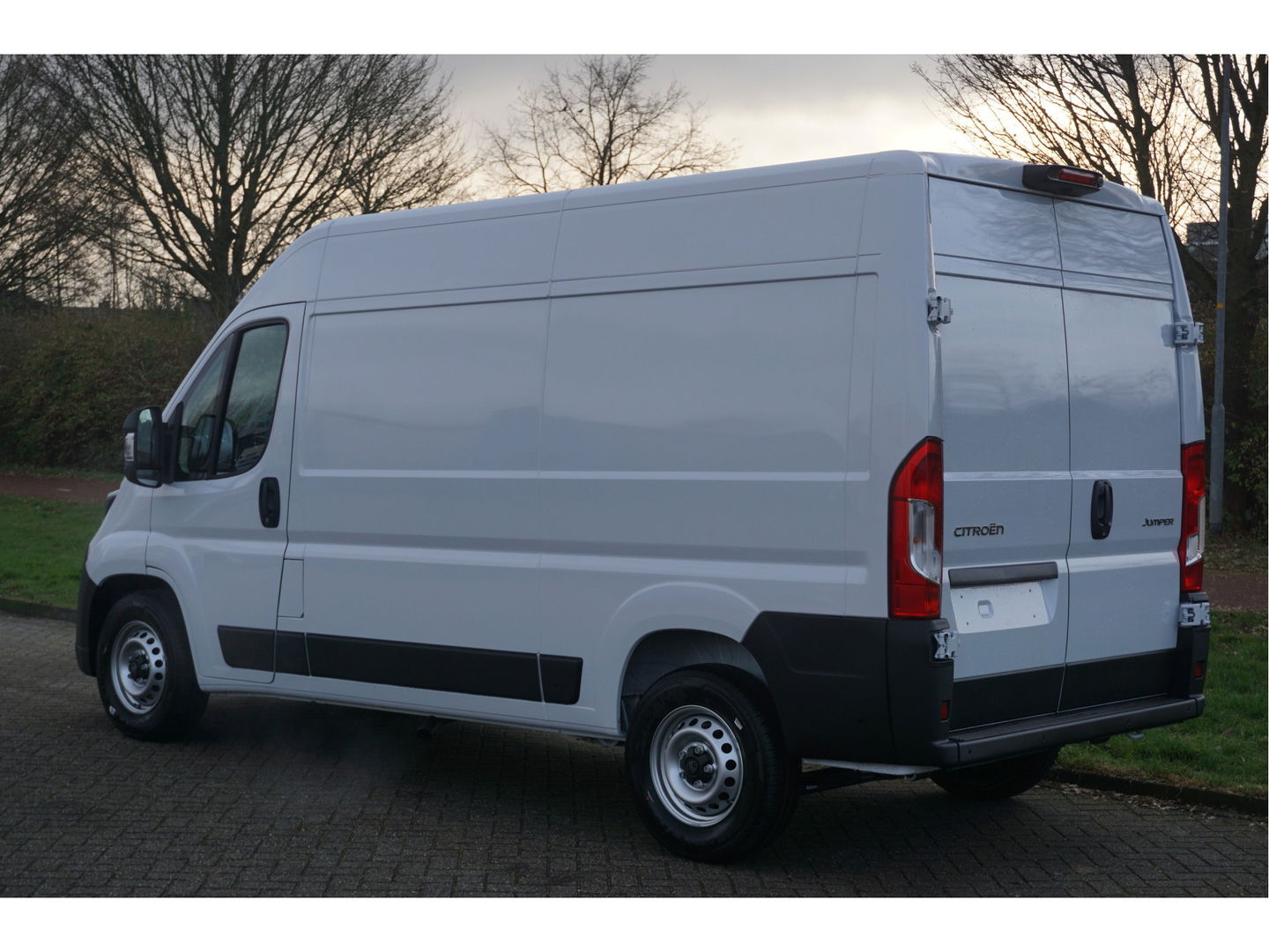 Citroën Jumper 35 2.2 140PK EAT8 Automaat L2H2 BPM VRIJ!! 10" Navi, Clima, Camera, ACC LED, 270º Deur!! NR. J201*