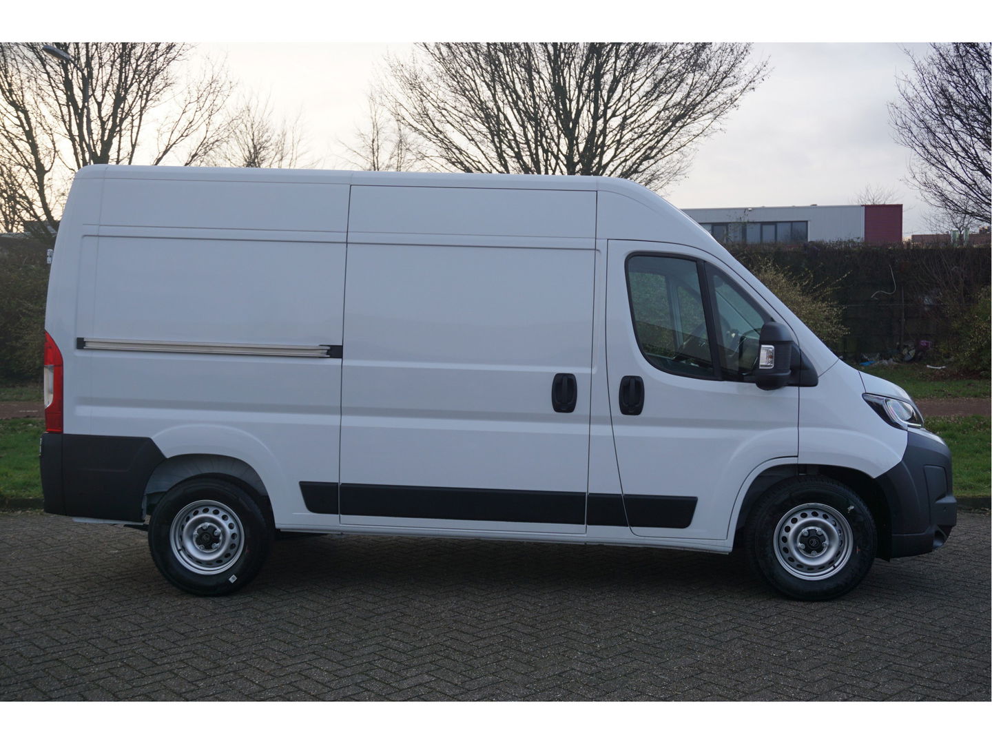 Citroën Jumper 35 2.2 140PK EAT8 Automaat L2H2 BPM VRIJ!! 10" Navi, Clima, Camera, ACC LED, 270º Deur!! NR. J201*