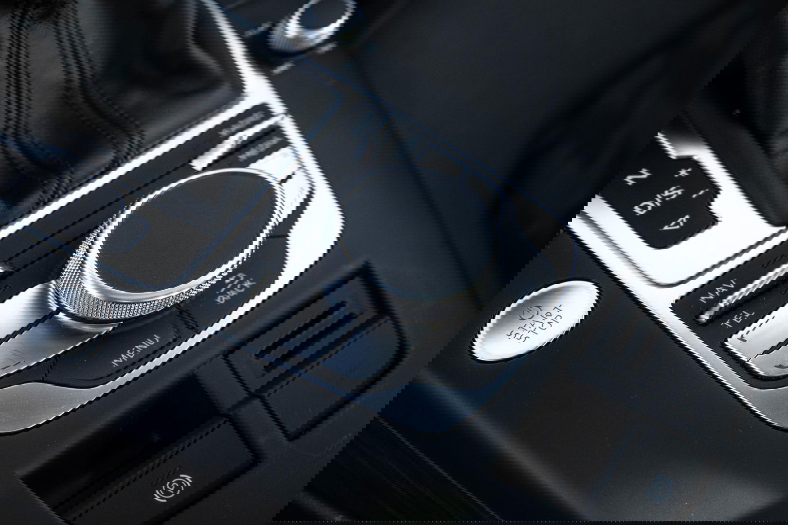 Audi A3 Sportback 1.4 e-tron PHEV Attraction Pro Line plus CARPLAY / CRUISE CONTROLE / STOELVERWARMING / PANORAMA DAK