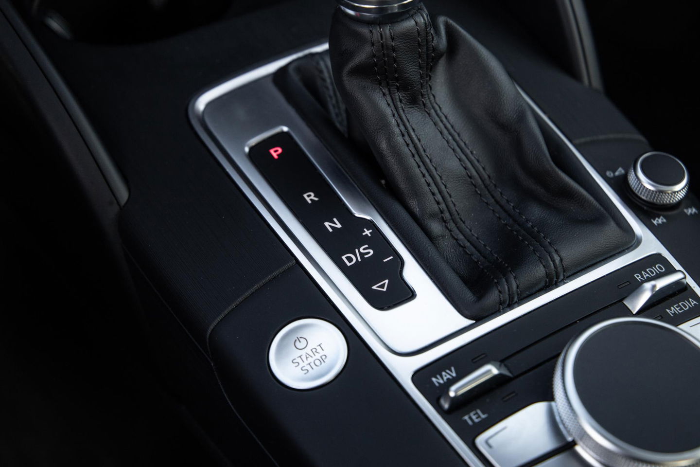 Audi A3 Sportback 1.4 e-tron PHEV Attraction Pro Line plus CARPLAY / CRUISE CONTROLE / STOELVERWARMING / PANORAMA DAK