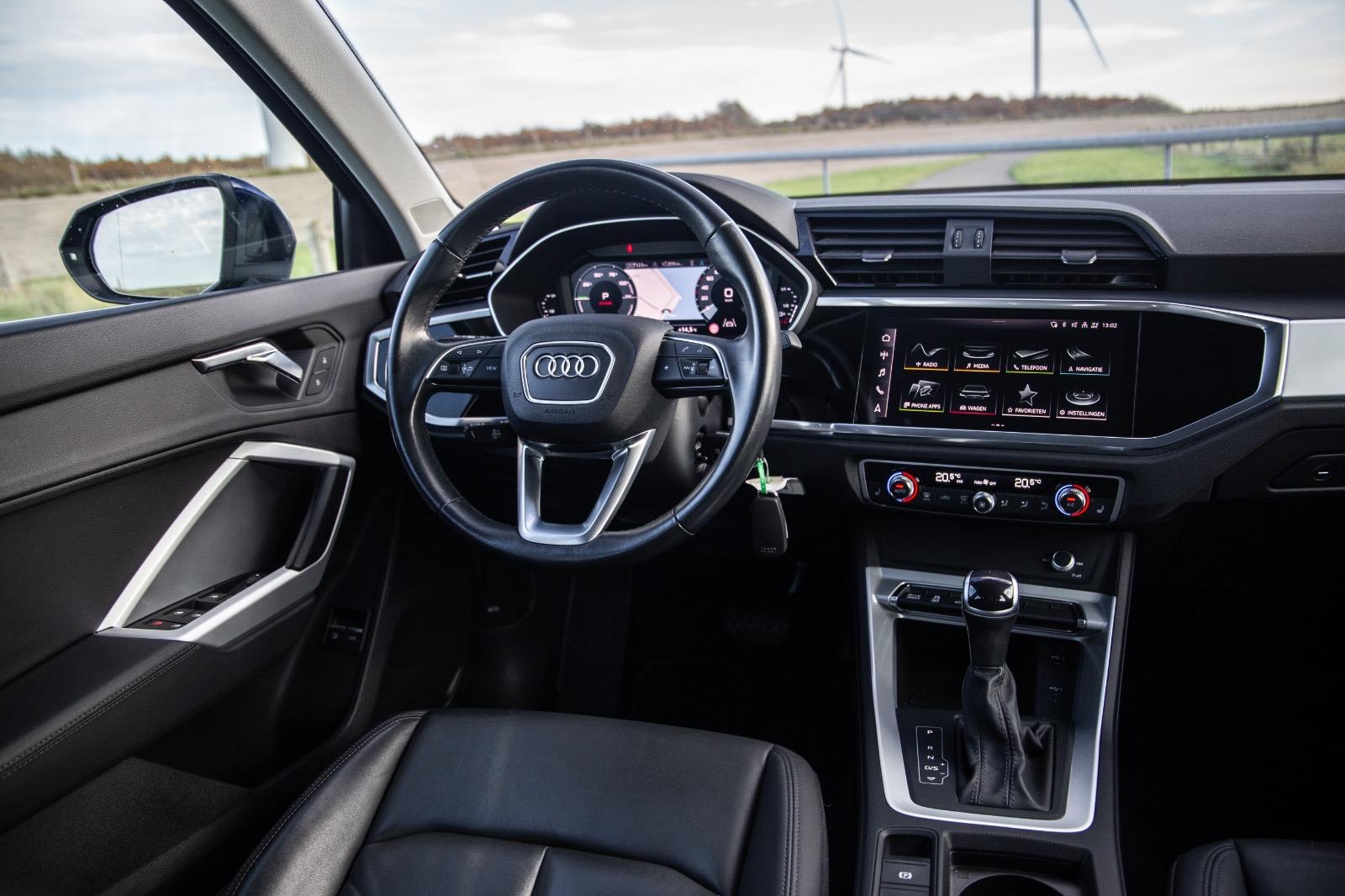 Audi Q3 45 TFSI e edition AUTOMAAT / PLUG IN HYBRID / STOELVERWARMING / LEER / VIRTUAL COCKPIT / CRUISE CONTROLE / DEALER ONDERHOUDEN