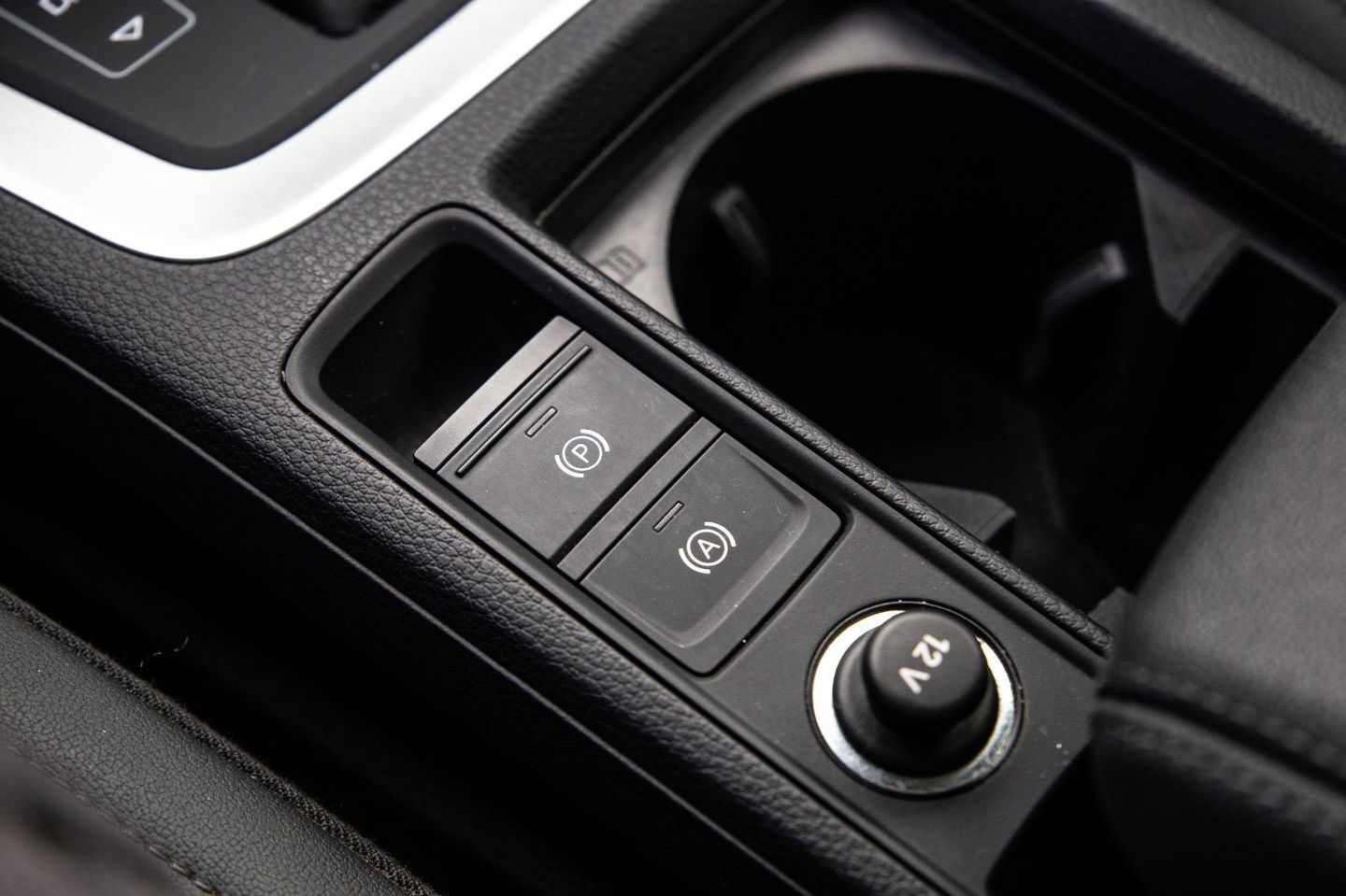 Audi Q3 45 TFSI e edition AUTOMAAT / PLUG IN HYBRID / STOELVERWARMING / LEER / VIRTUAL COCKPIT / CRUISE CONTROLE / DEALER ONDERHOUDEN