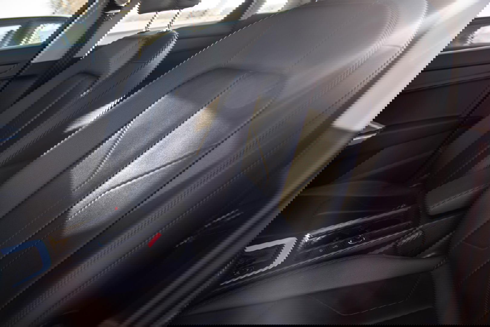 Audi Q3 45 TFSI e edition AUTOMAAT / PLUG IN HYBRID / STOELVERWARMING / LEER / VIRTUAL COCKPIT / CRUISE CONTROLE / DEALER ONDERHOUDEN