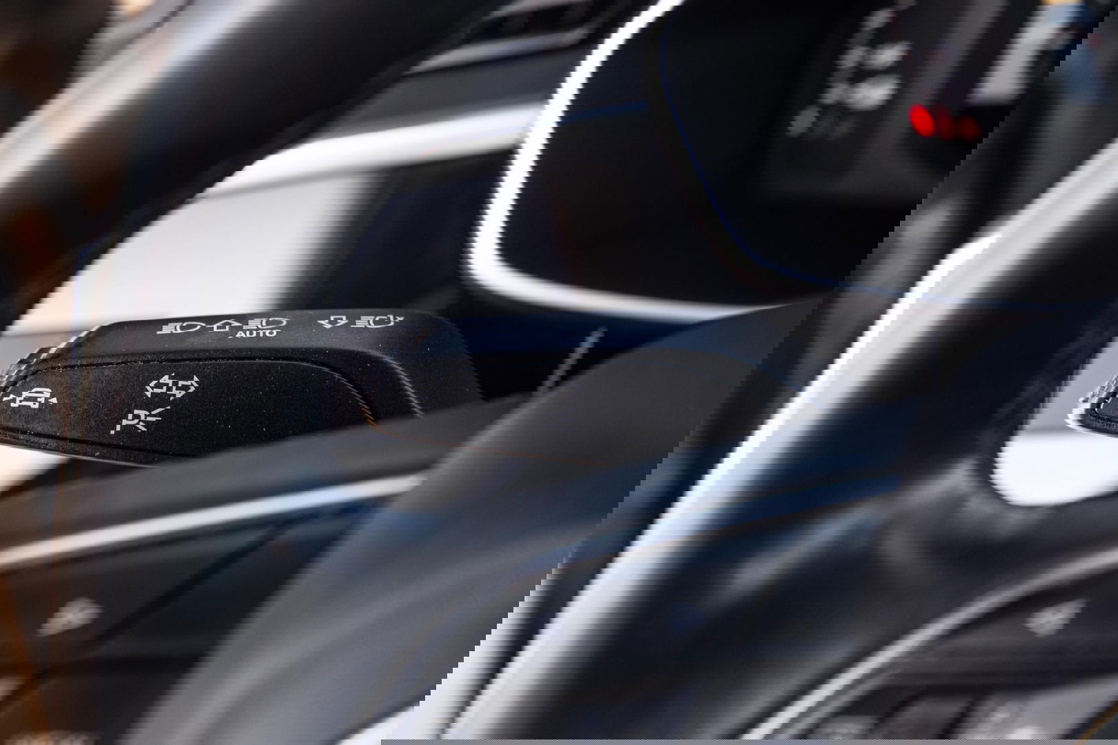 Audi Q3 45 TFSI e edition AUTOMAAT / PLUG IN HYBRID / STOELVERWARMING / LEER / VIRTUAL COCKPIT / CRUISE CONTROLE / DEALER ONDERHOUDEN