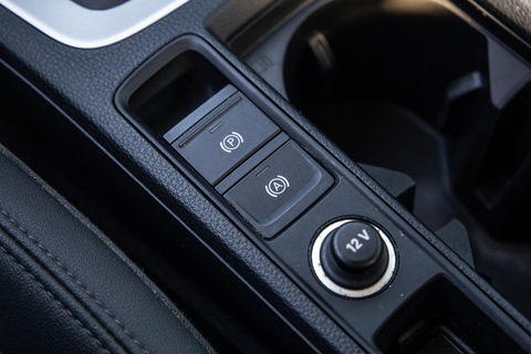 Audi Q3 45 TFSI e edition AUTOMAAT / PLUG IN HYBRID / STOELVERWARMING / LEER / VIRTUAL COCKPIT / CRUISE CONTROLE / DEALER ONDERHOUDEN