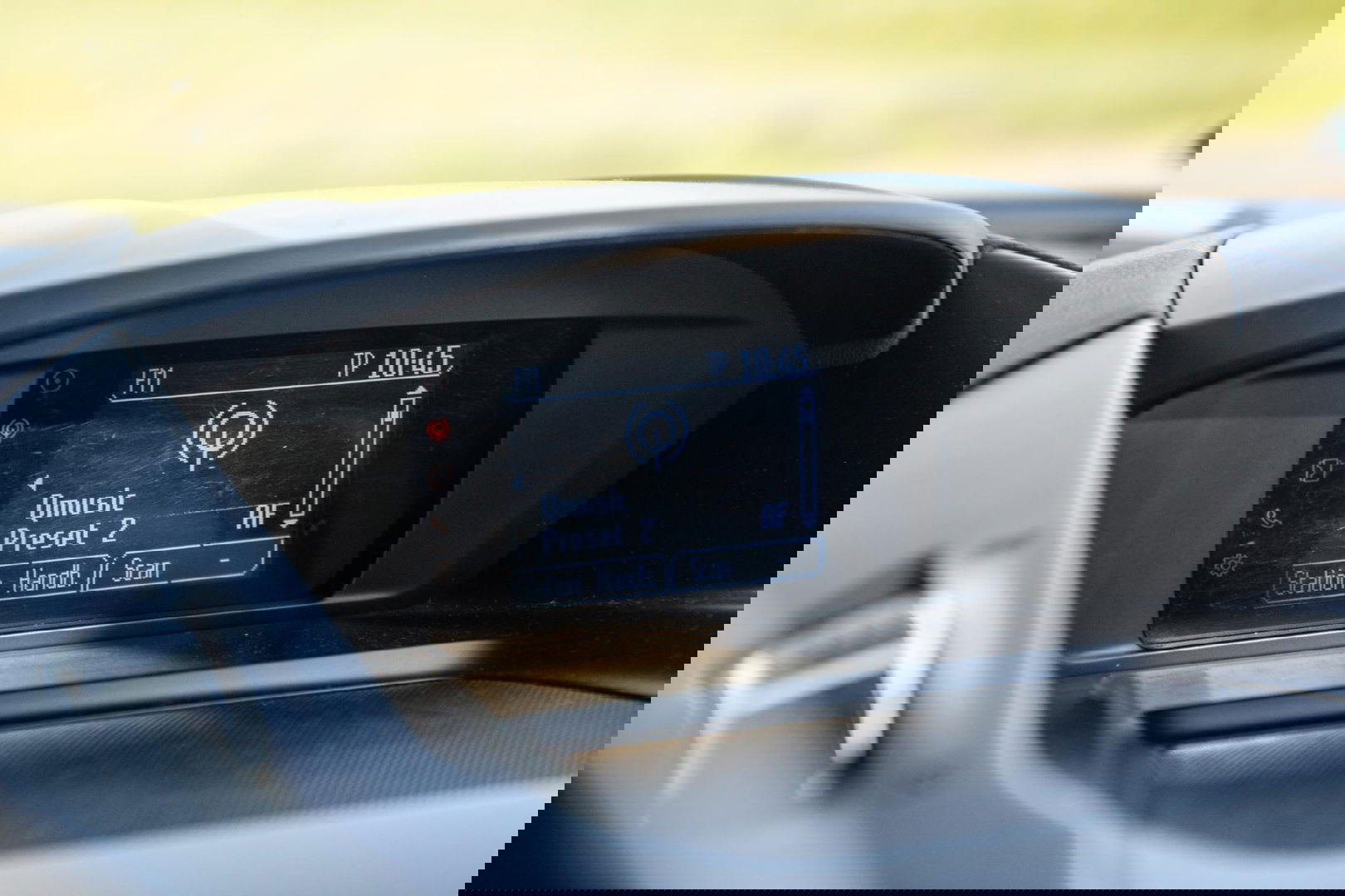 Ford Kuga 1.6 Titanium PANORAMA DAK / STOELVERWARMING / TREKHAAK / CRUISE CONTROLE