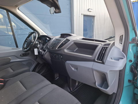 Ford Transit 350 2.2 TDCI L4H1 Ambiente LAADKLEP / NAVI / CRUISE CONTROLE / 3 ZITS / EURO 6