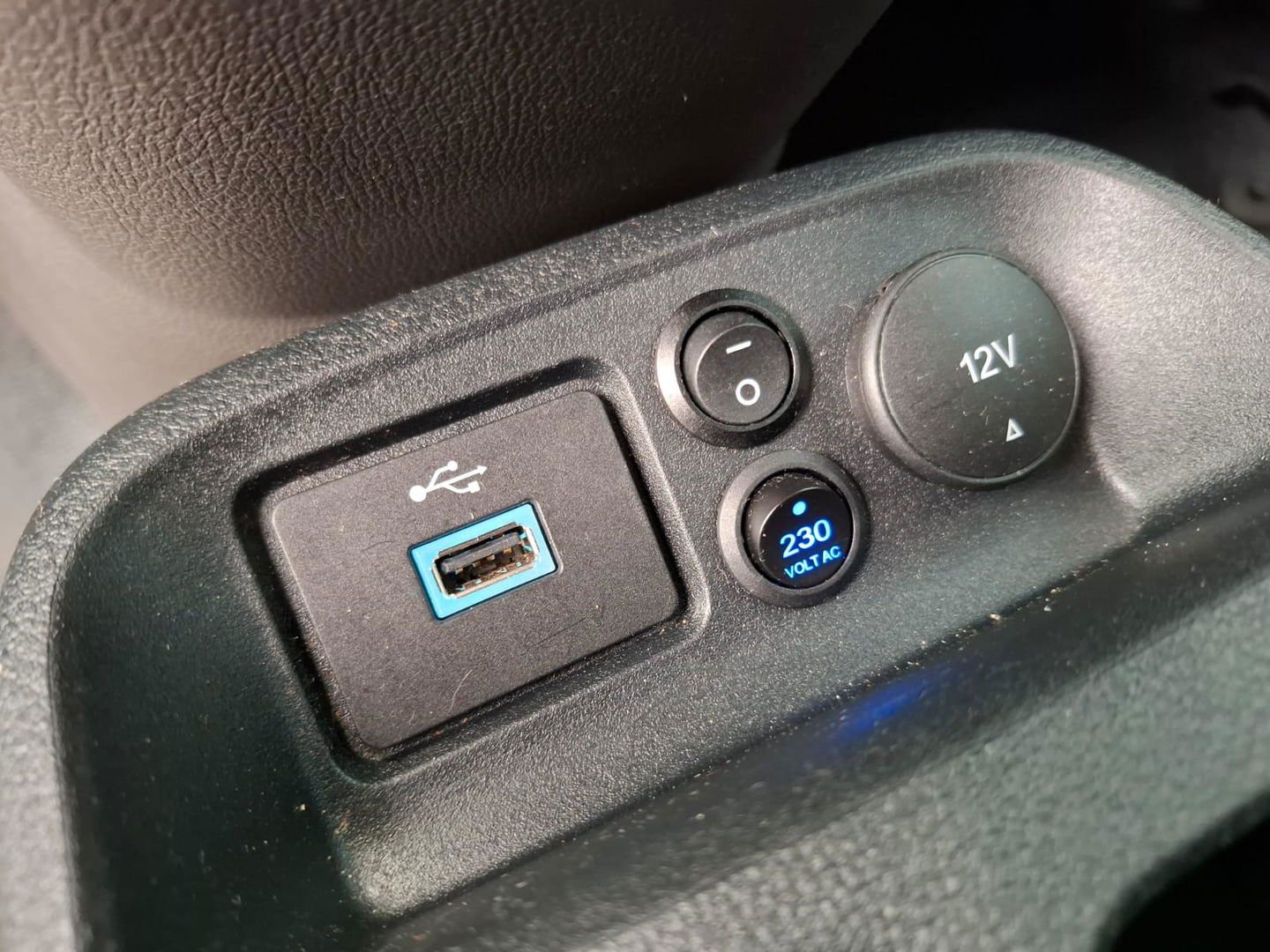 Ford Transit Connect 1.5 EcoBlue L2 Trend AIRCO / CRUISE CONTROLE / KASTEN INRICHTING