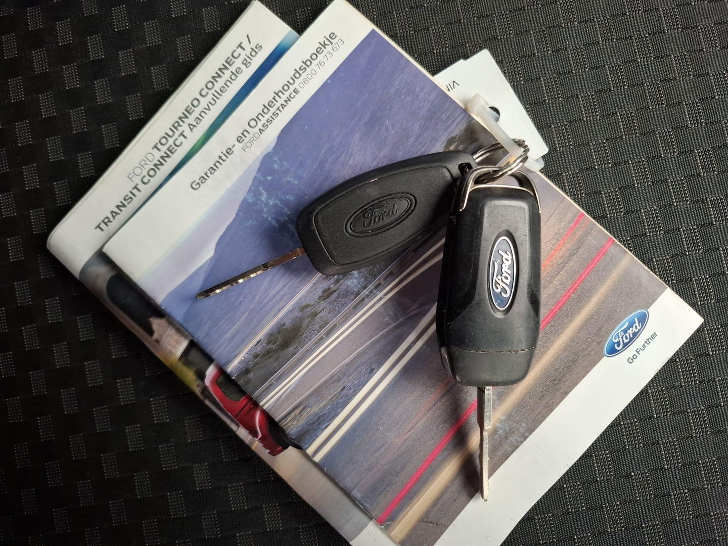 Ford Transit Connect 1.5 EcoBlue L1 Trend AIRCO / CARPLAY / NAVI / CAMERA / EURO 6