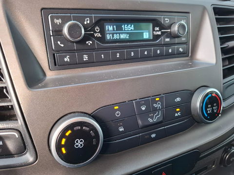 Ford Transit Custom 320 2.0 TDCI L2H2 Trend AIRCO / CRUISE CONTROLE / VERHOOGD / N.A.P / EURO 6