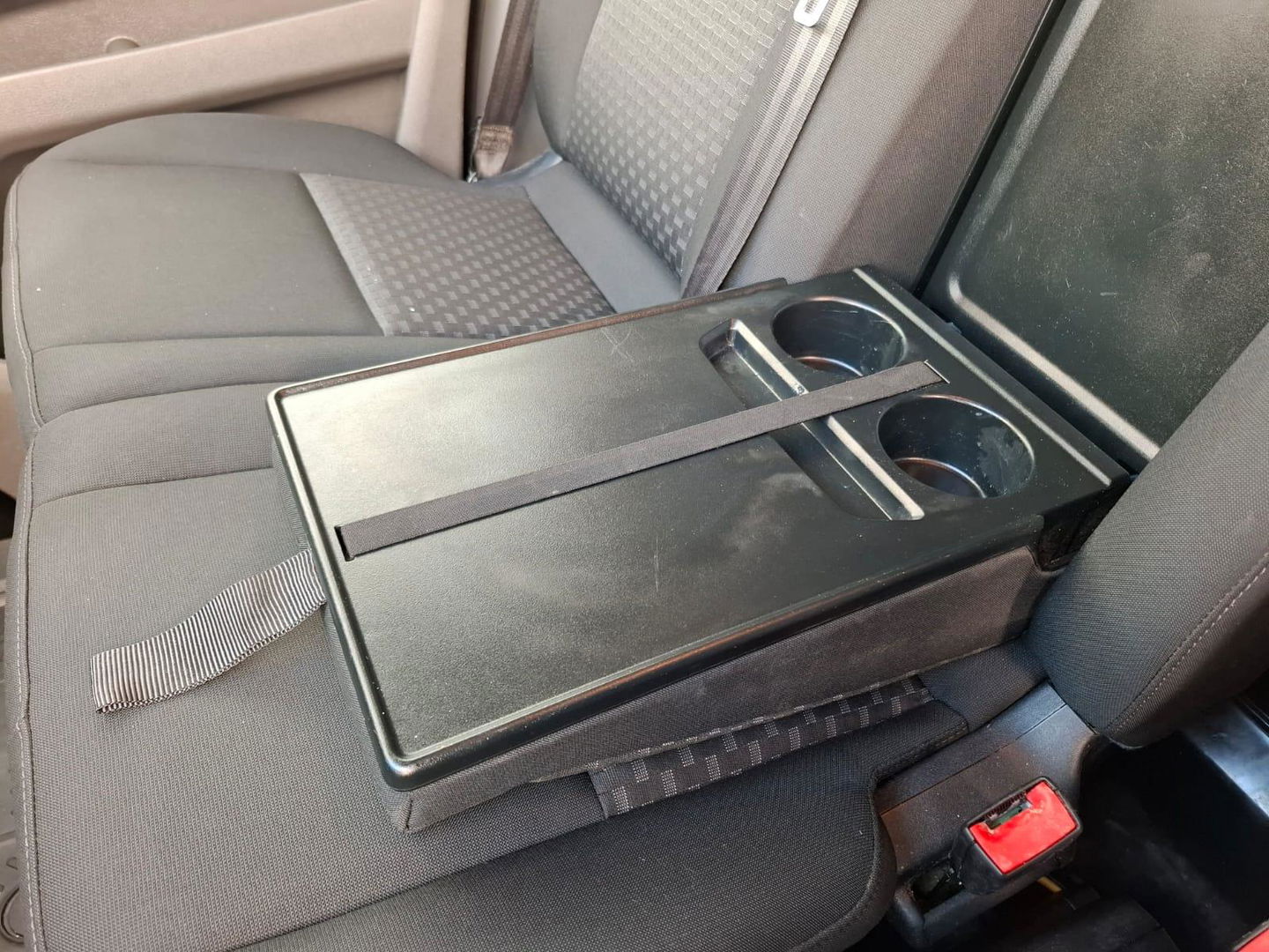 Ford Transit Custom 320 2.0 TDCI L2H2 Trend AIRCO / CRUISE CONTROLE / VERHOOGD / N.A.P / EURO 6