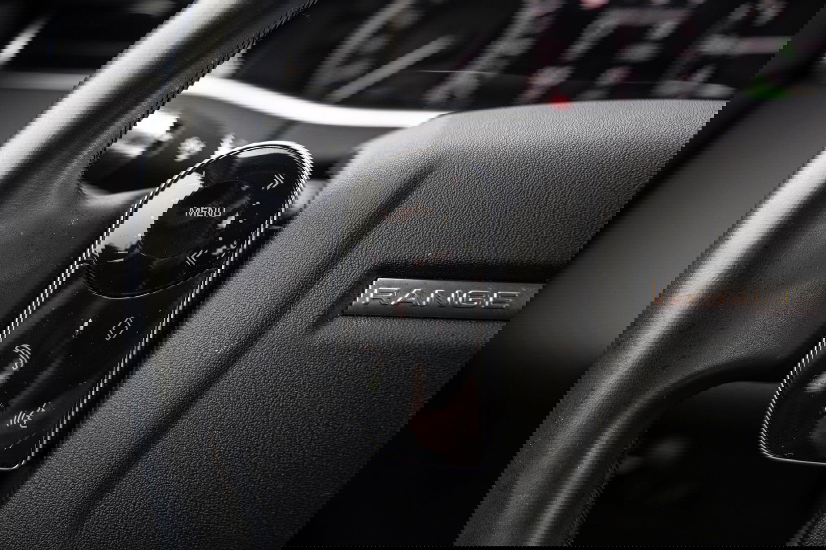 Land Rover Range Rover Evoque 1.5 P300e AWD S PLUG IN HYBRIDE / LEDER / ADAPTIVE CRUISE / CARPLAY