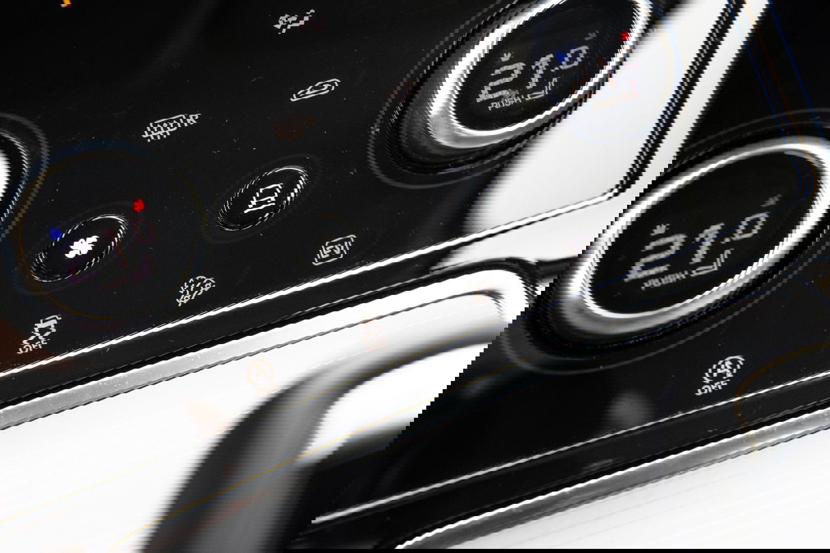 Land Rover Range Rover Evoque 1.5 P300e AWD S PLUG IN HYBRIDE / LEDER / ADAPTIVE CRUISE / CARPLAY