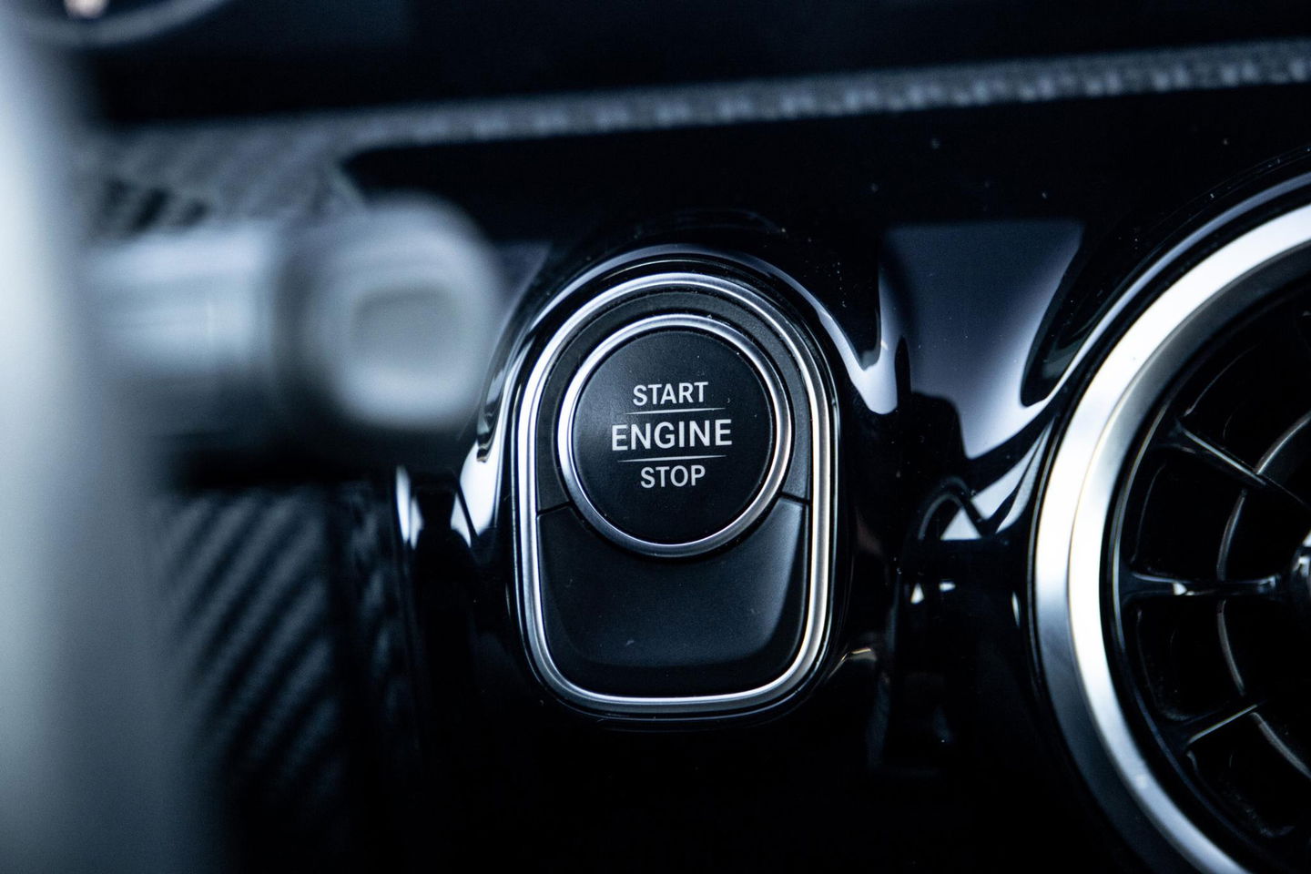 Mercedes-Benz A-Klasse 250 e Business Line PANORAMA DAK / WIDESCREEN / 360 CAMERA / CARPLAY