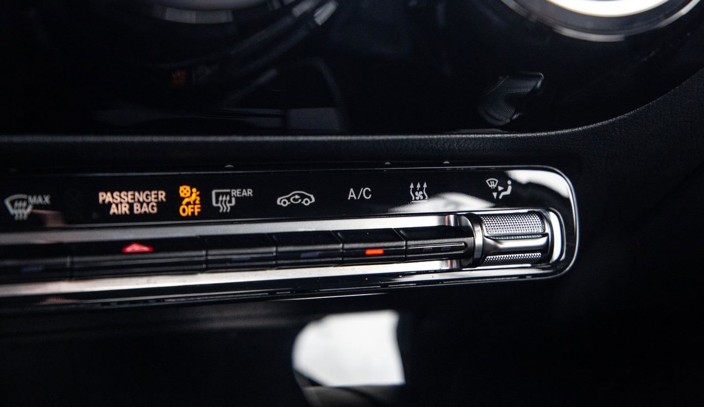 Mercedes-Benz A-Klasse 250 e Business Solution Luxury Limited AUTOMAAT / LEDER / CRUISE CONTROLE / CAMERA / CARPLAY