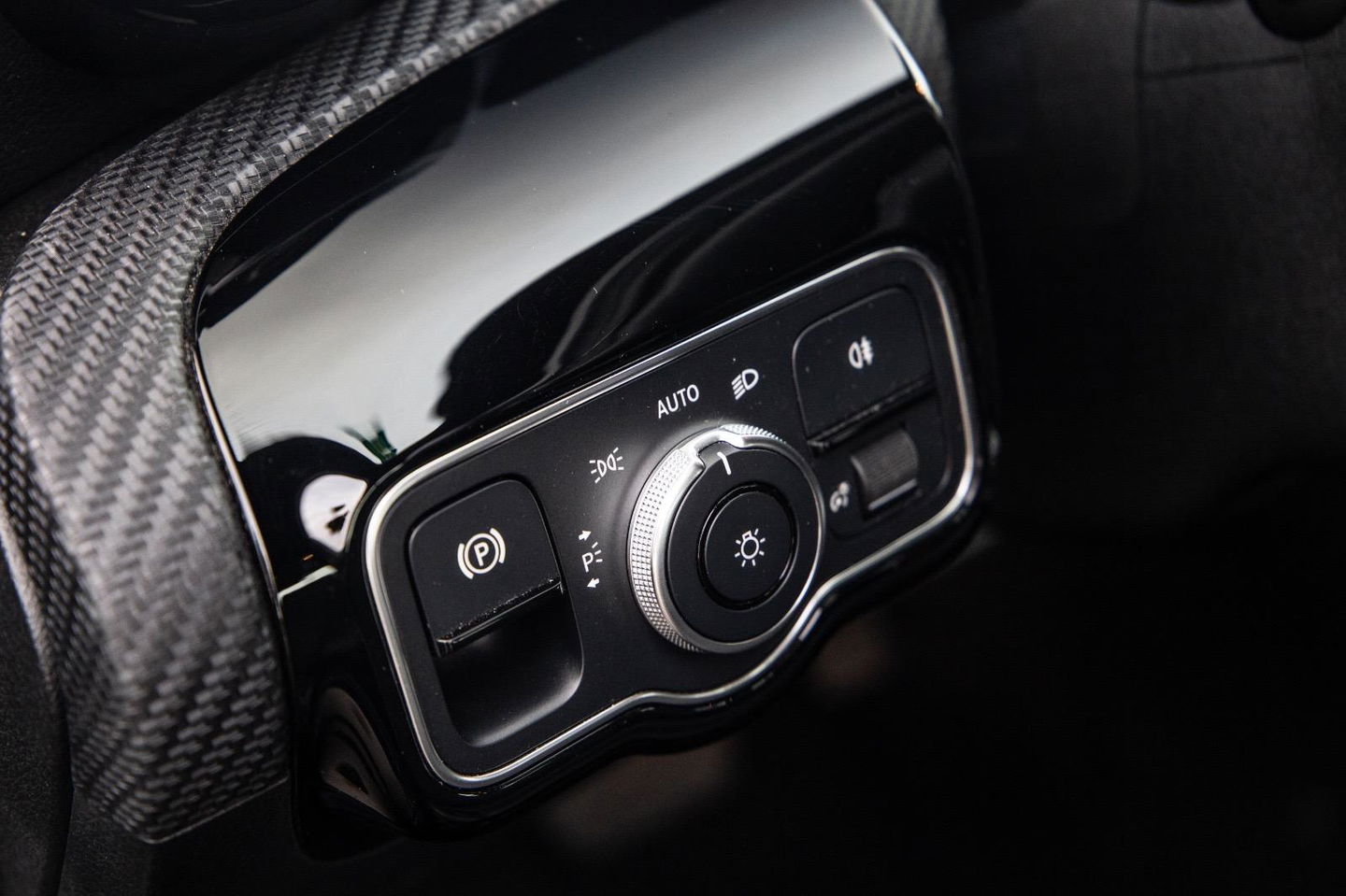 Mercedes-Benz A-Klasse 250 e Business Solution Luxury Limited AUTOMAAT / LEDER / CRUISE CONTROLE / CAMERA / CARPLAY