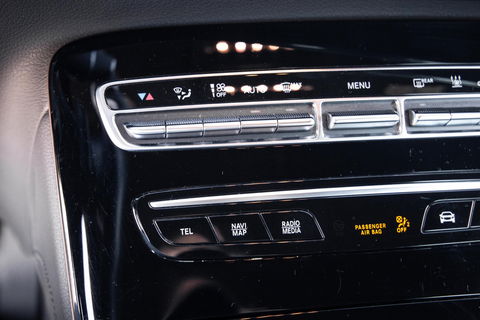 Mercedes-Benz EQC 400 4MATIC Luxury Line 80 kWh CAMERA / MEMMORY / STOELVERWARMING / LEER / DEALER ONDERHOUDEN