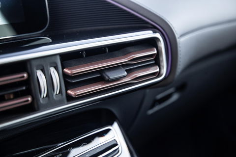 Mercedes-Benz EQC 400 4MATIC Luxury Line 80 kWh CAMERA / MEMMORY / STOELVERWARMING / LEER / DEALER ONDERHOUDEN