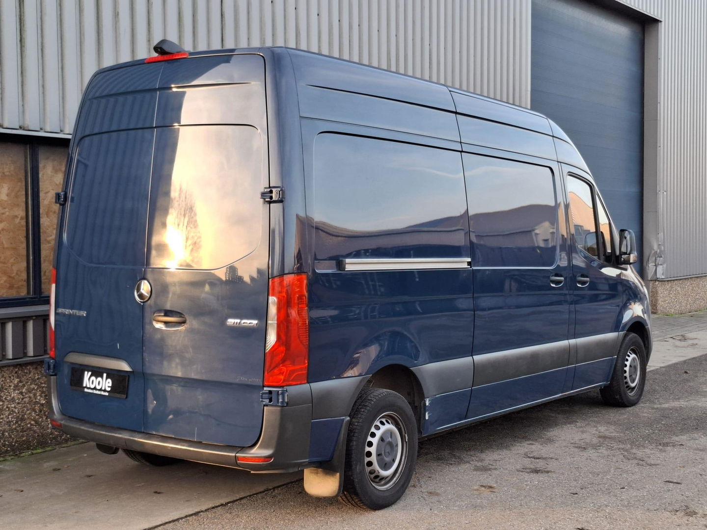 Mercedes-Benz Sprinter 311 2.2 CDI L2H2 / AIRCO / CAMERA / 3 ZITS / DEALER ONDERHOUDEN / NAVI