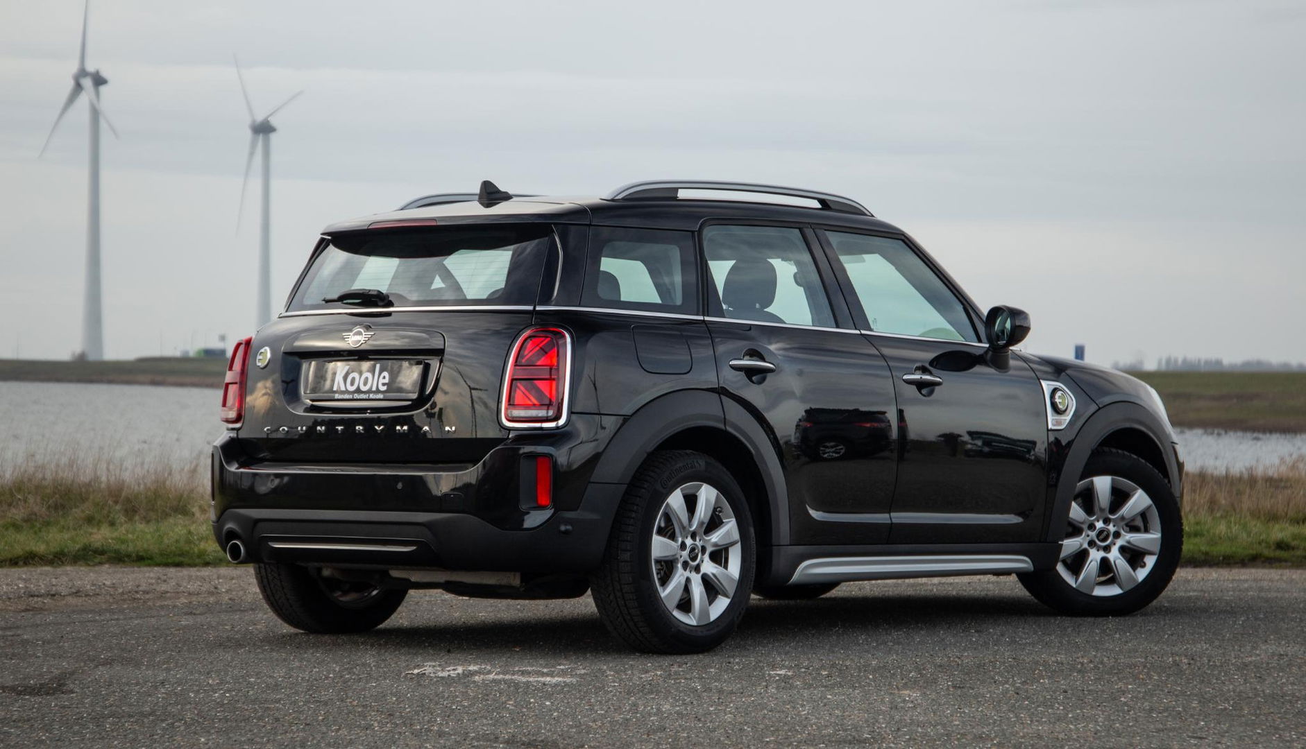 MINI Countryman 1.5 Cooper S E ALL4 Essential CAMERA / NAVI / CARPLAY / AIRCO / ZWART / STOELVERWARMING