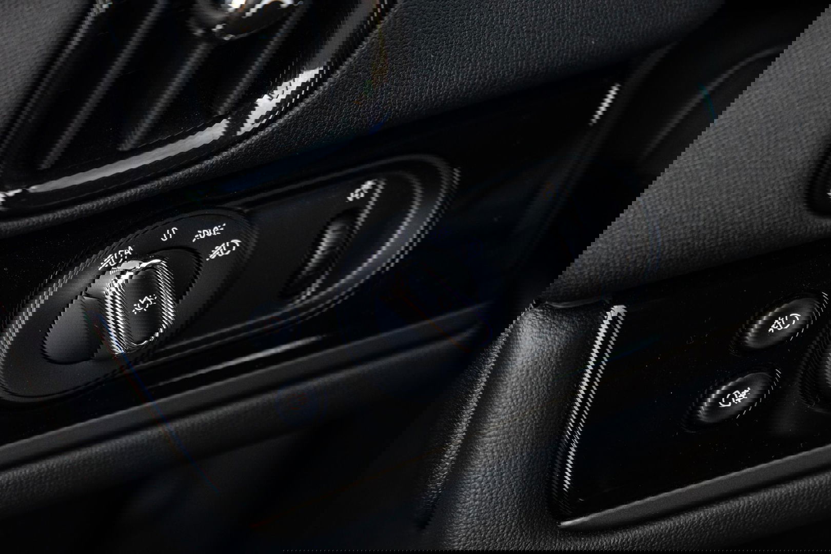 MINI Countryman 1.5 Cooper S E ALL4 Essential CAMERA / NAVI / CARPLAY / AIRCO / ZWART / STOELVERWARMING