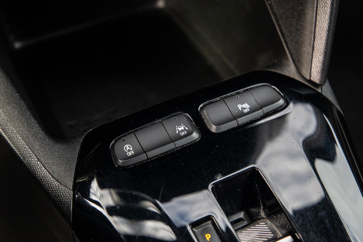 Opel Corsa 1.2 Turbo GS BLACK LINE / APPLE CARPLAY / AUTOMAAT / 360 CAMERA / STOELVERWARMING