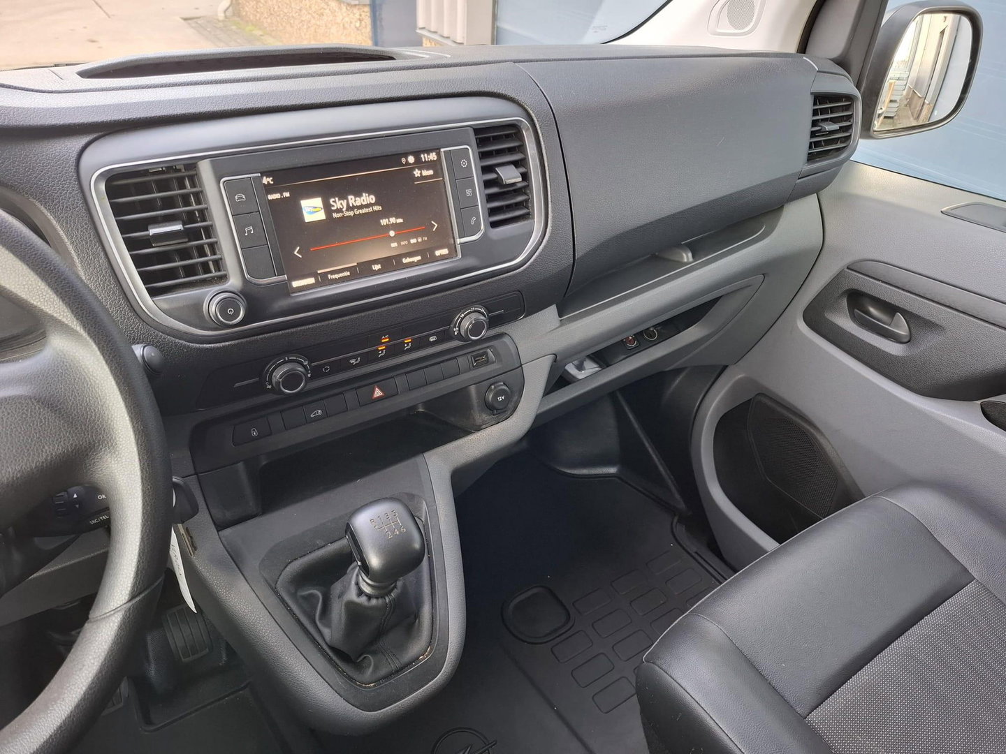 Opel Vivaro 1.5 CDTI L2H1 Edition AIRCO / CRUISE CONTROLE / L3H1 / NAVI / CAMERA