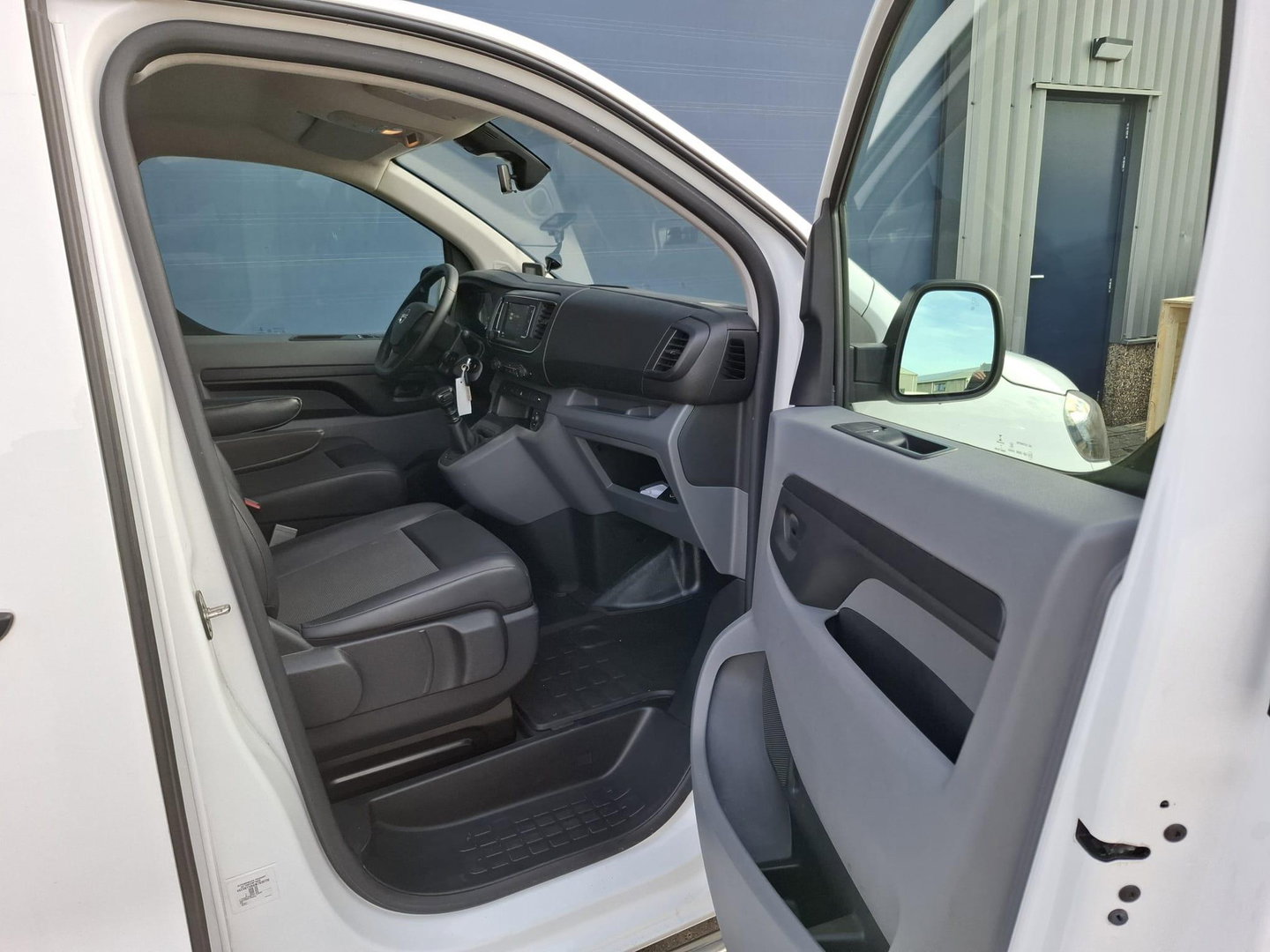 Opel Vivaro 1.5 CDTI L2H1 Edition AIRCO / CRUISE CONTROLE / L3H1 / NAVI / CAMERA