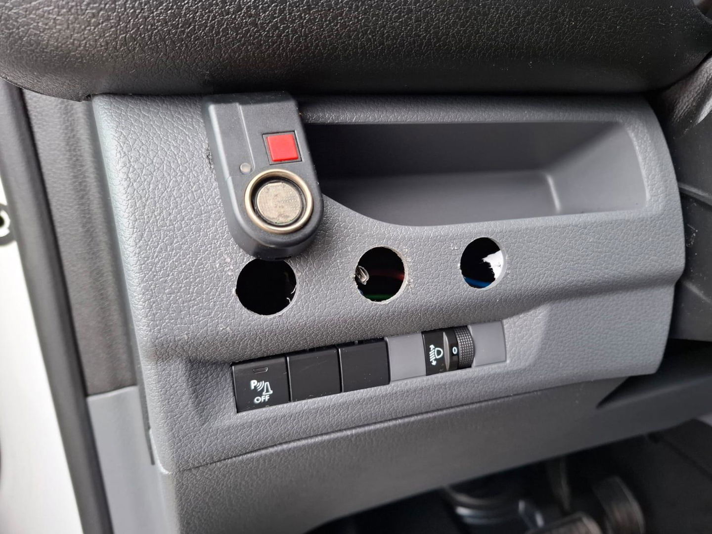 Peugeot Expert 231L 2.0 BlueHDI 180 Premium AUTOMAAT / AIRCO / CRUISE CONTROLE / TREKHAAK / L3H1