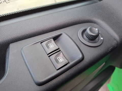 Renault Trafic 1.6 dCi T29 L2H1 Comfort Energy KASTEN INRICHTING / AIRCO / CRUISE CONTROLE / NAVI / CAMERA / TREKHAAK