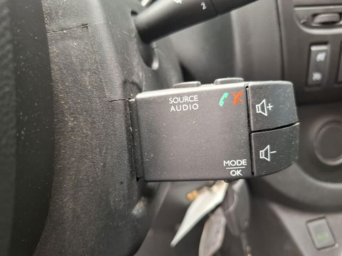 Renault Trafic 2.0 dCi 145 T27 L1H1 Comfort AUTOMAAT / IMPERIAL / NAVI / KASTEN INRICHTING / TREKHAAK