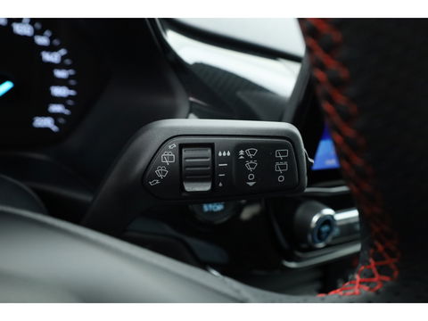 Ford Fiesta 1.0 EcoBoost Hybrid ST-Line X | Winter Pack | Adapt. Cruise | Camera | All Season | Keyless | CarPlay | 17''