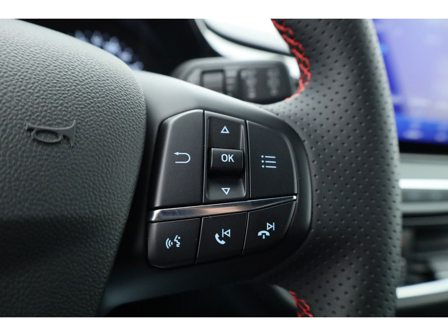 Ford Fiesta 1.0 EcoBoost Hybrid ST-Line X | Winter Pack | Adapt. Cruise | Camera | All Season | Keyless | CarPlay | 17''