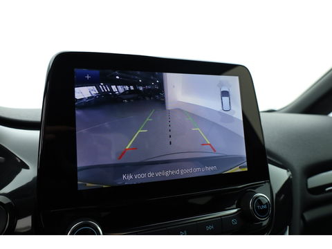 Ford Fiesta 1.0 EcoBoost Hybrid ST-Line X | Winter Pack | Adapt. Cruise | Camera | All Season | Keyless | CarPlay | 17''