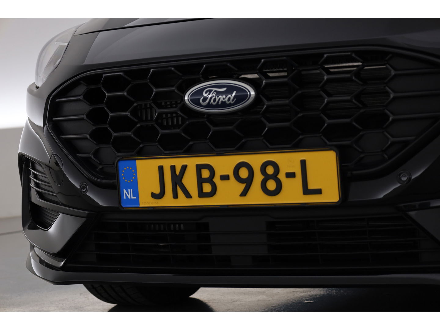 Ford Fiesta 1.0 EcoBoost Hybrid ST-Line X | Winter Pack | Adapt. Cruise | Camera | All Season | Keyless | CarPlay | 17''