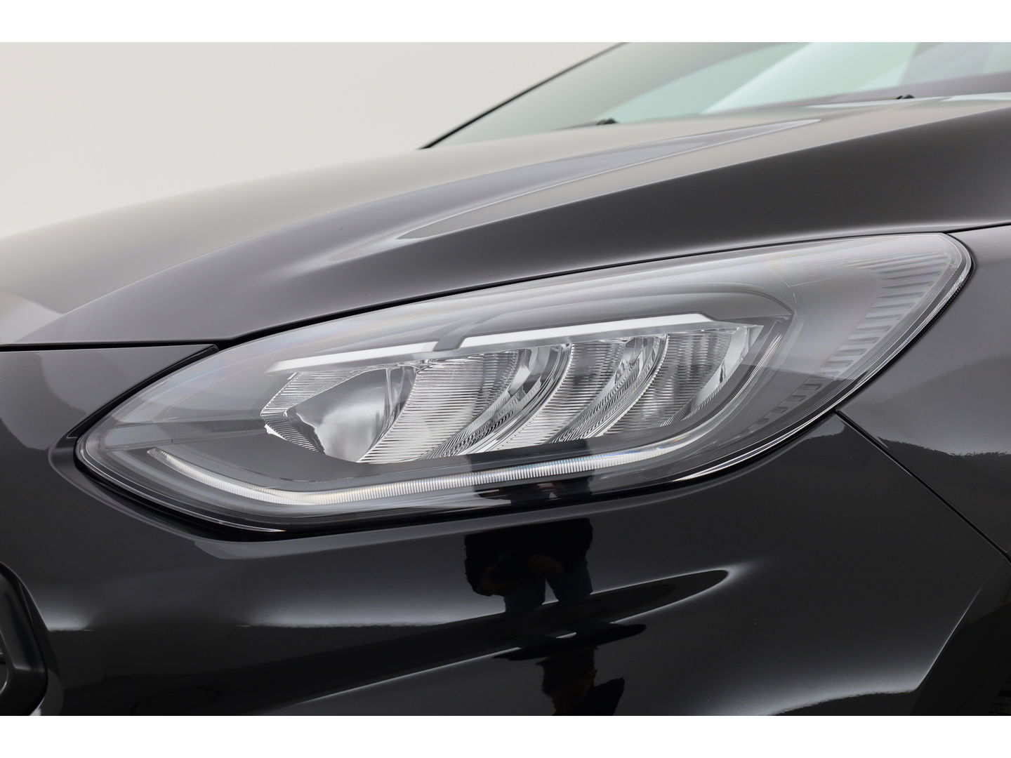 Ford Fiesta 1.0 EcoBoost Hybrid ST-Line X | Winter Pack | Adapt. Cruise | Camera | All Season | Keyless | CarPlay | 17''