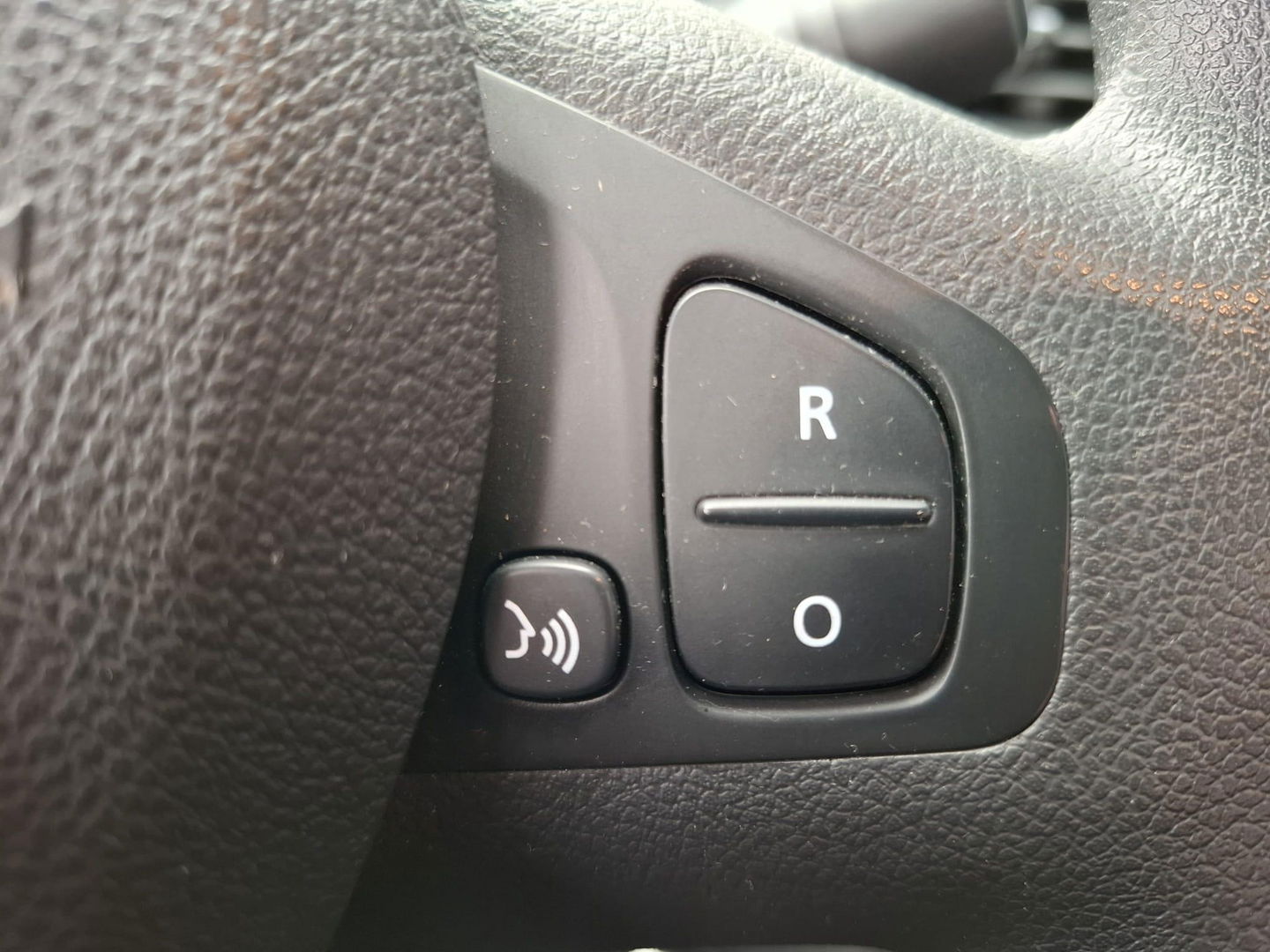 Renault Trafic 2.0 dCi 145 T27 L1H1 Comfort AUTOMAAT / IMPERIAL / NAVI / KASTEN INRICHTING / TREKHAAK