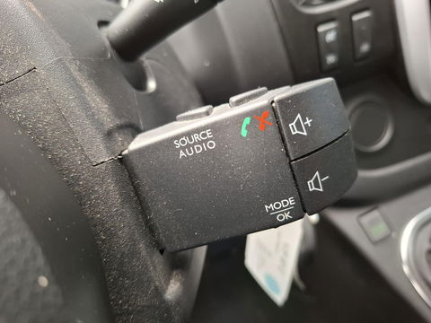 Renault Trafic 2.0 dCi 145 T27 L1H1 Comfort AUTOMAAT / IMPERIAL / NAVI / KASTEN INRICHTING / TREKHAAK