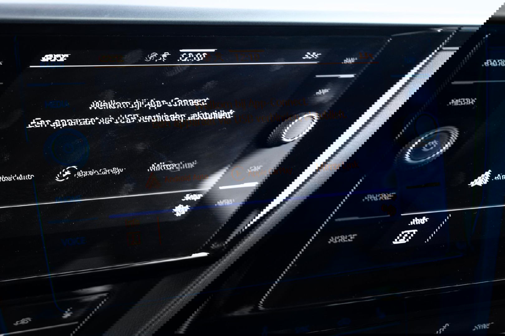 Volkswagen Arteon 1.4 TSI eHybrid R-Line Business CARPLAY / LEER / CAMERA / MEMMORY / LED / STOELVERWARMING