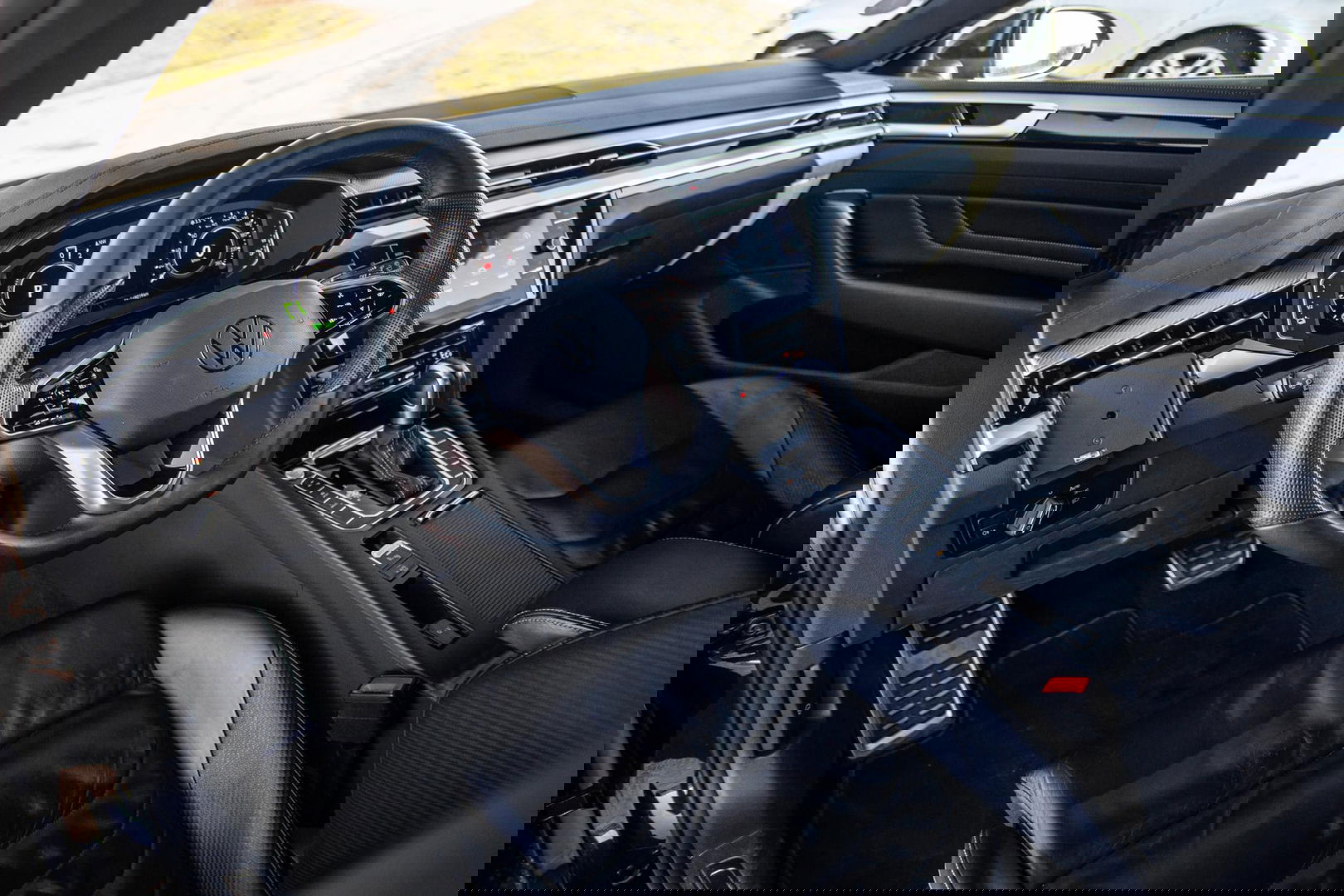 Volkswagen Arteon 1.4 TSI eHybrid R-Line Business CARPLAY / LEER / CAMERA / MEMMORY / LED / STOELVERWARMING