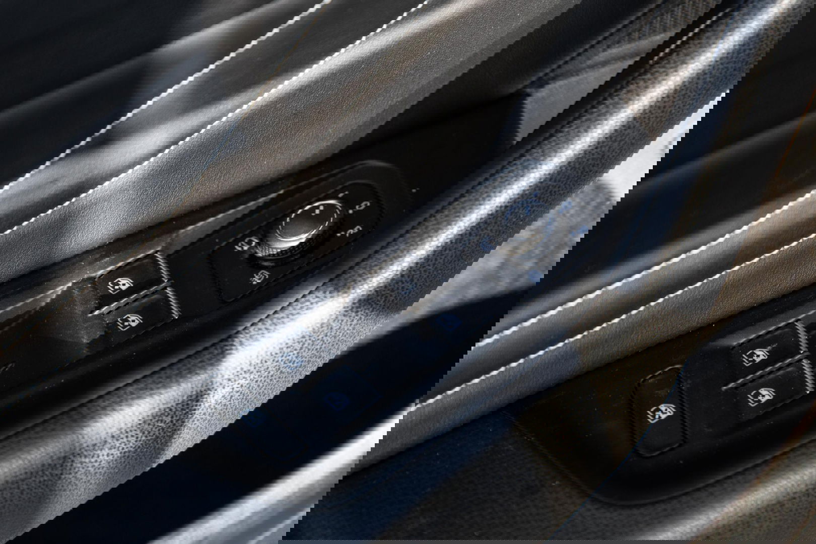 Volkswagen Arteon 1.4 TSI eHybrid R-Line Business CARPLAY / LEER / CAMERA / MEMMORY / LED / STOELVERWARMING