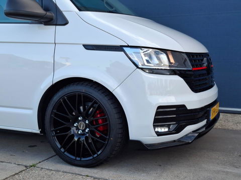 Volkswagen Transporter 2.0 TDI L2H1 30 DC VERLAAGD / SPOILERS IN KLEUR / AIRCO / CRUISE /  DUBBEL CABINE